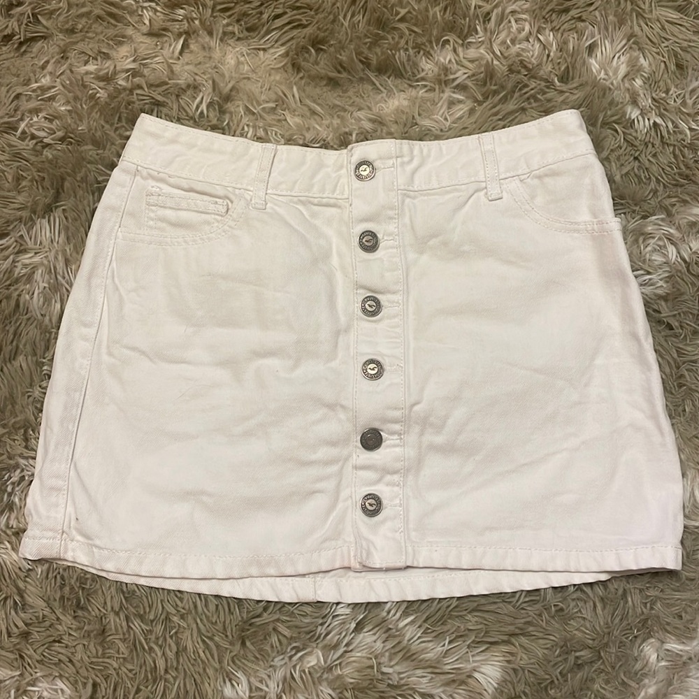 Hollister, size 5, white denim skirt